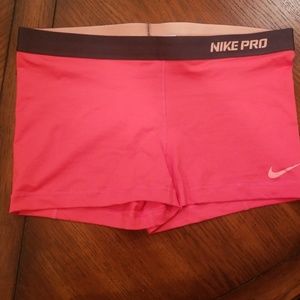 Coral Nike pro XL